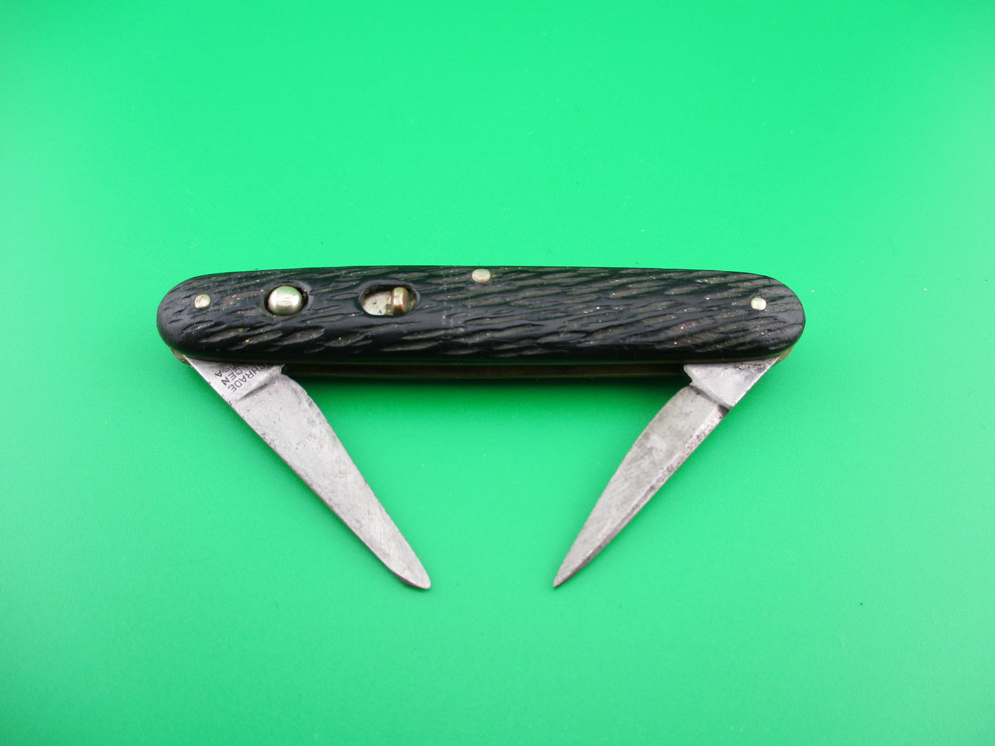z SCHRADE WALDEN Medium double Black stagged vintage switchblade knife