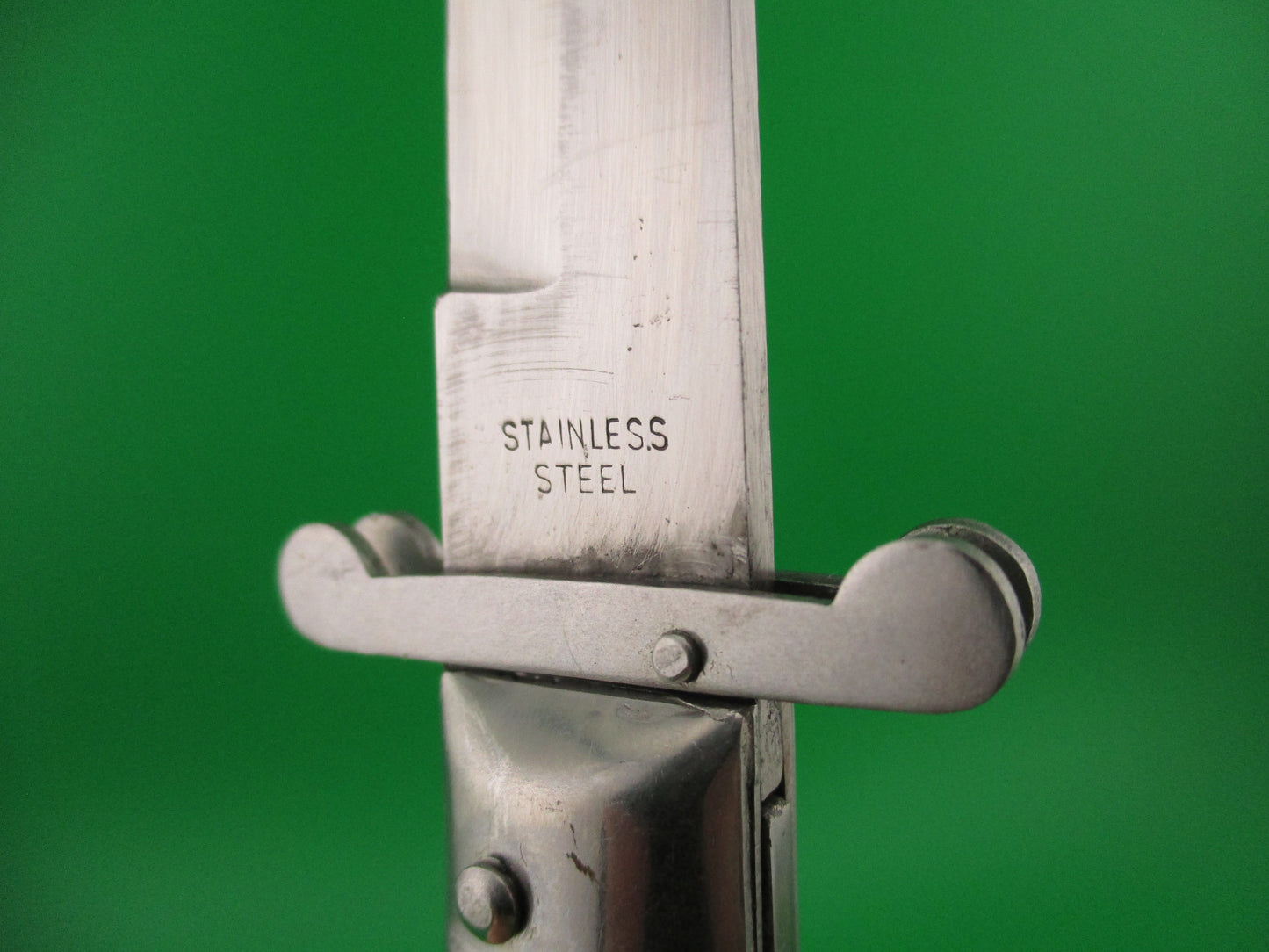 Rizzuto Estileto Milano 27cm Japanese Swing guard White vintage automatic knife