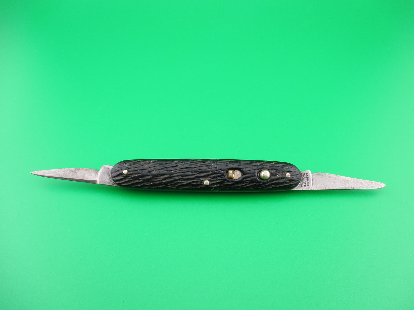 z SCHRADE WALDEN Medium double Black stagged vintage switchblade knife