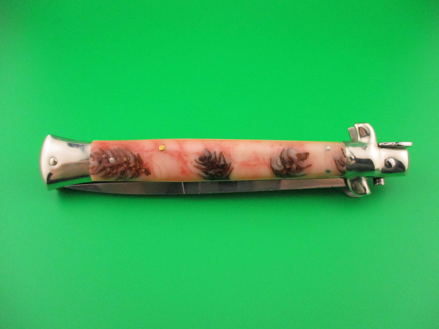Walt's Latama 28cm Italian Classic customized by Tank Fisher Red & white automatic knife