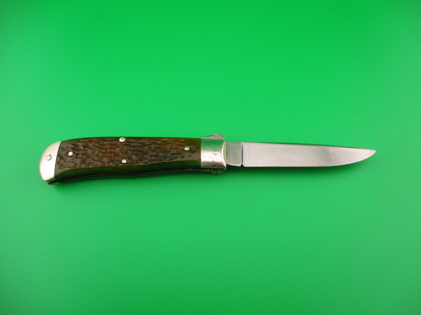 SCHRADE FIRE & ICE lever release green bone automatic knife