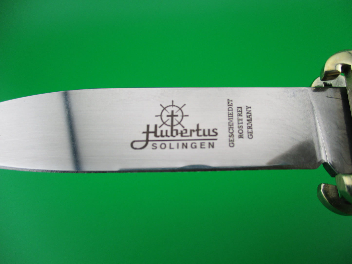 z Hubertus 11cm German Stag Shellpuller Otter automatic knife New in box.