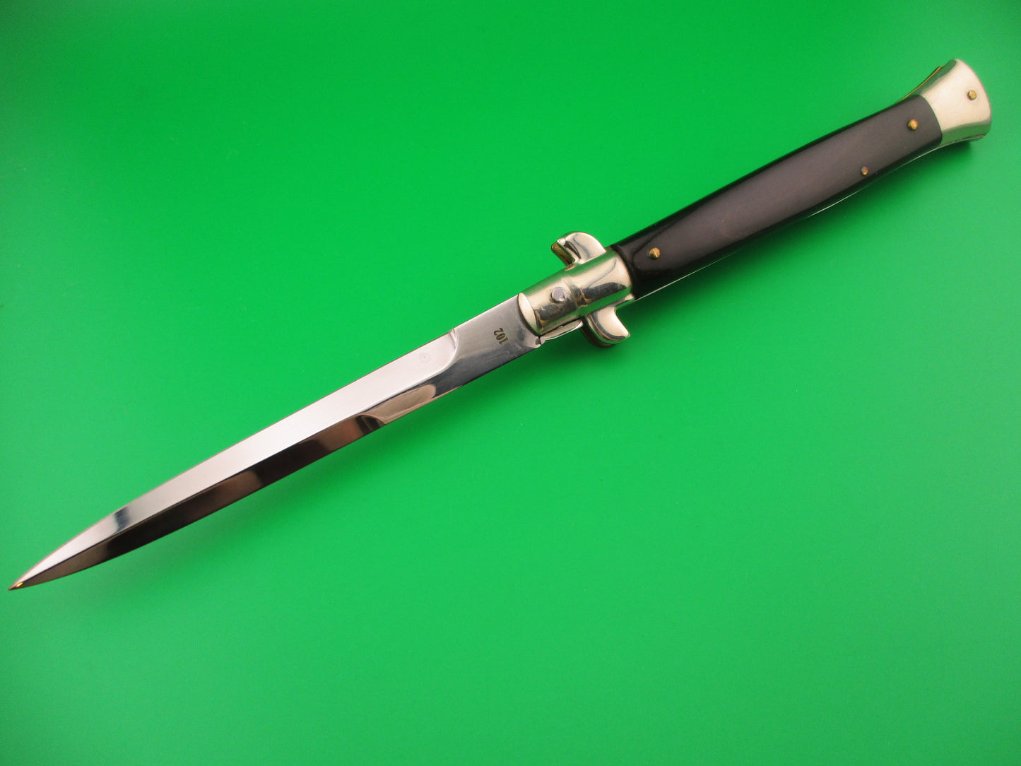 Walt's Flat Guard 28cm Italian Picklock Bayonet blade Black & brown horn automatic knife