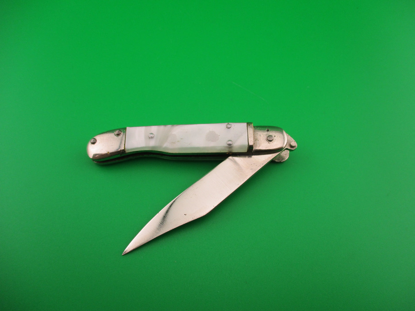 Toledo 12cm Spanish Lever Vintage Pearlex Tourist Souvenir automatic knife