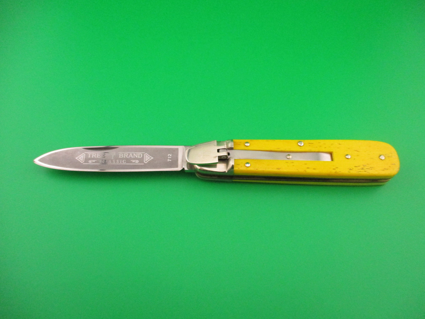 z BOKER TREE BRAND CLASSIC 712 11cm German Lever automatic knife Yellow bone