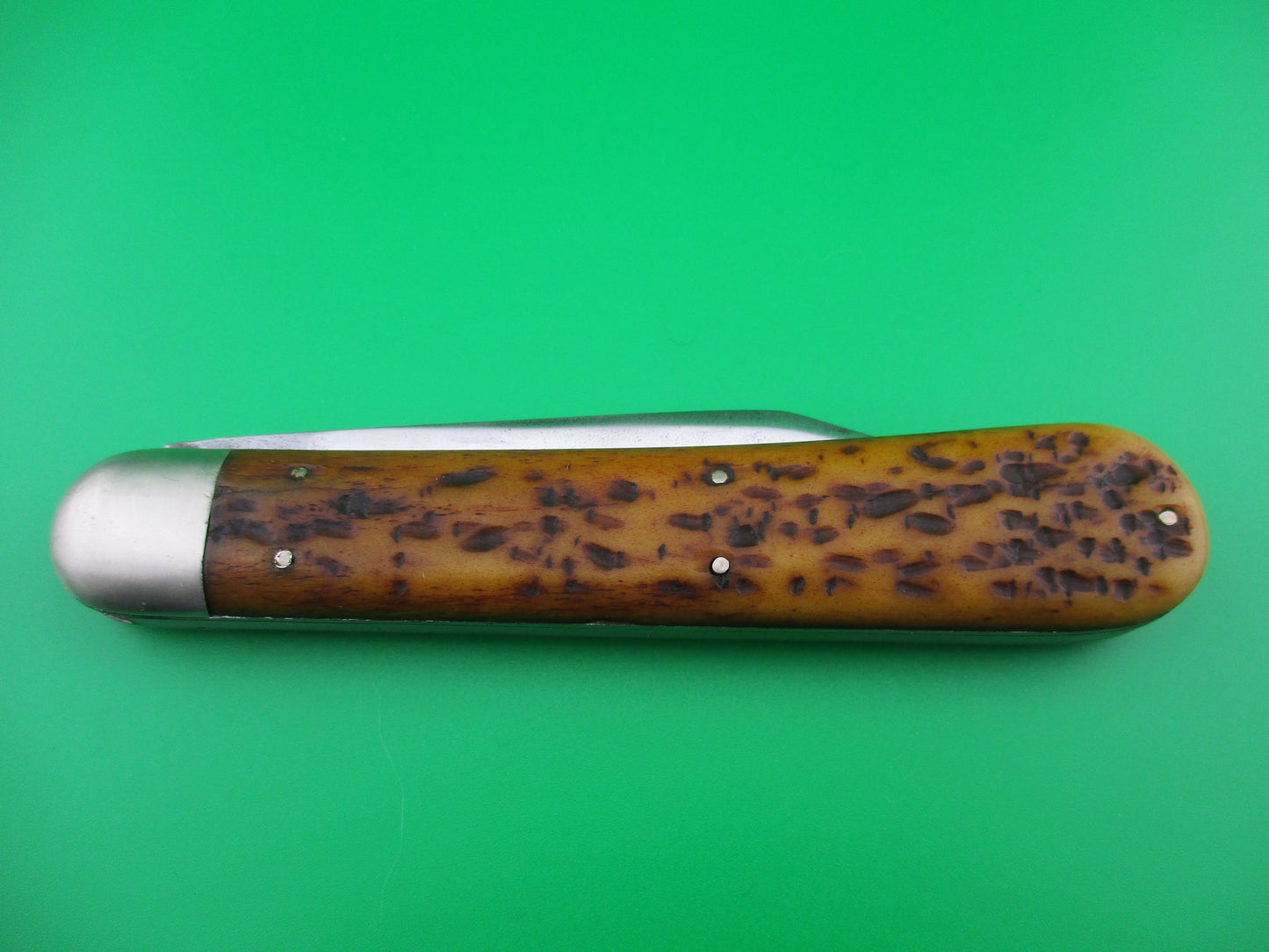 z Press Button Knife Co INVINCIBLE antique switchblade