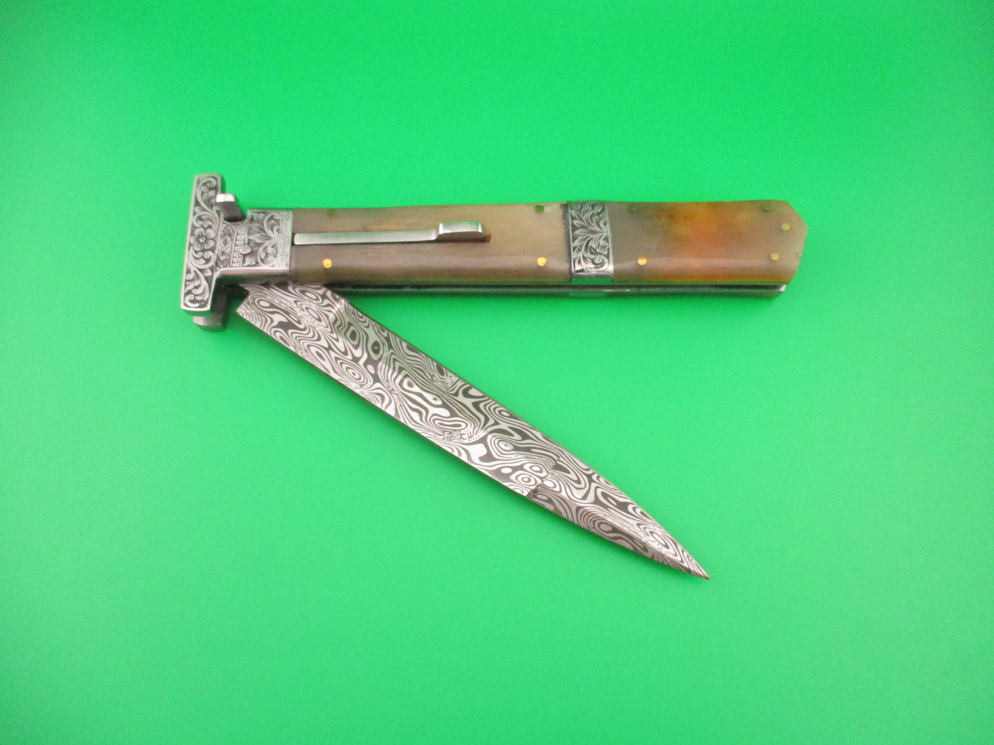 Unmarked 32cm Custom T Bolster Prioletta Damascus Horn Engraved automatic knife