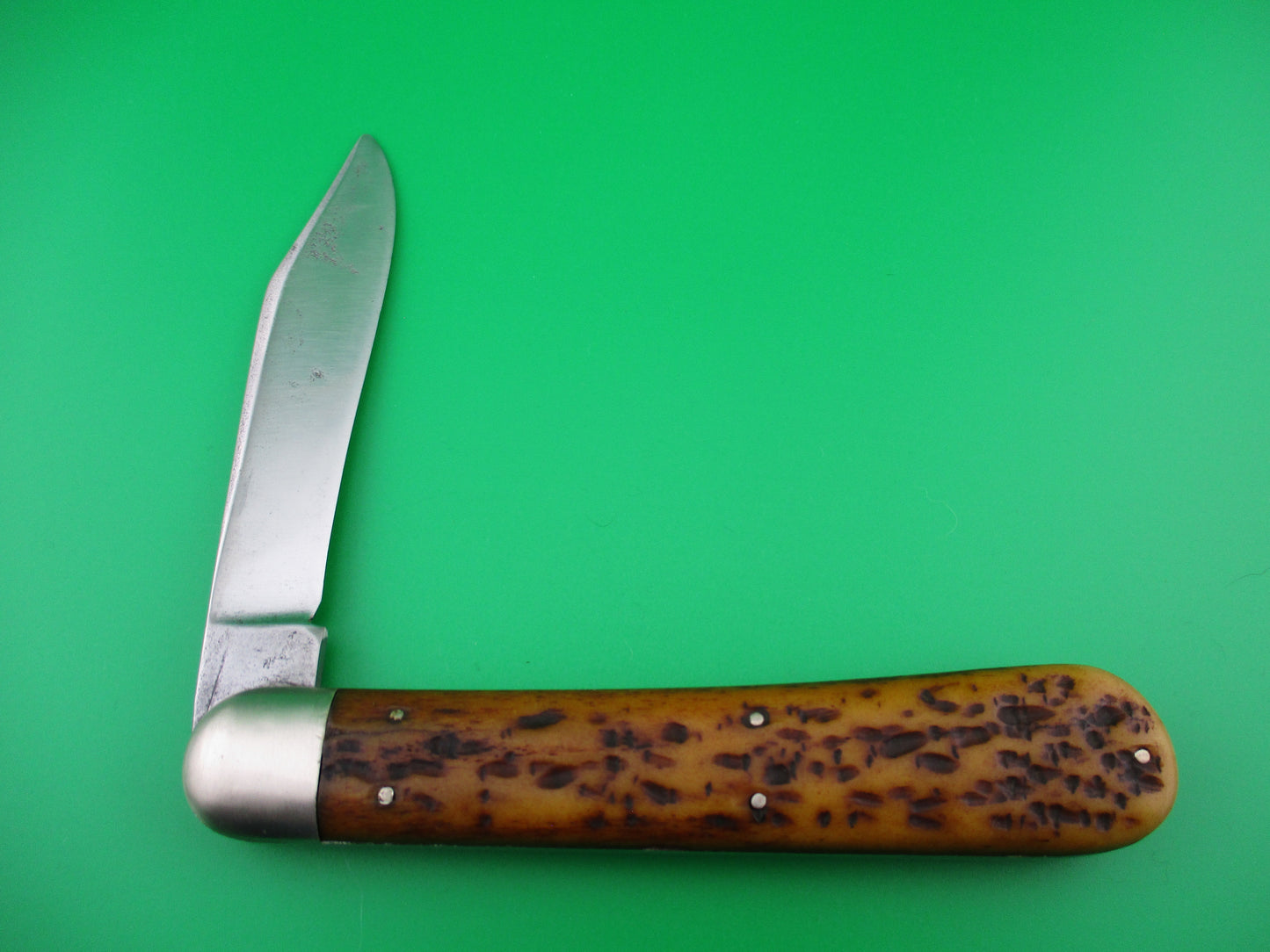 z Press Button Knife Co INVINCIBLE antique switchblade