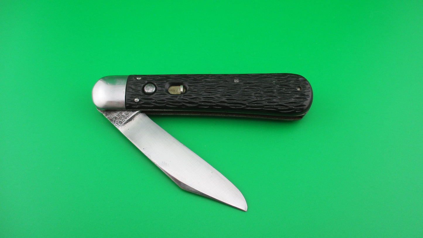 Schrade Cut Co Scout 1554 3/4 STG Black jigged switchblade knife