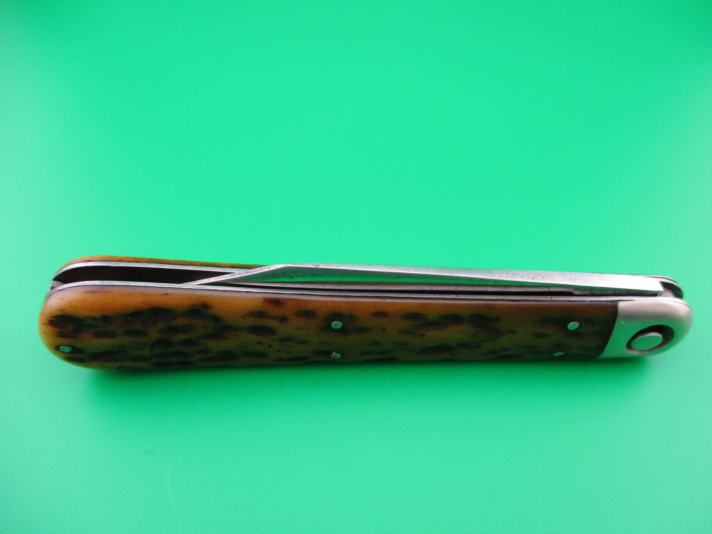 z Press Button Knife Co INVINCIBLE antique switchblade