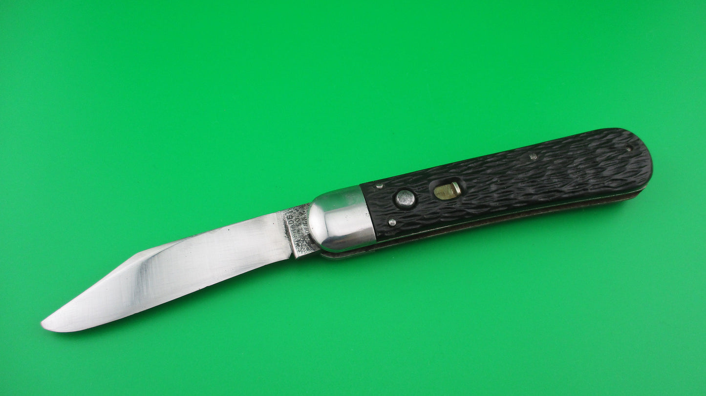 Schrade Cut Co Scout 1554 3/4 STG Black jigged switchblade knife