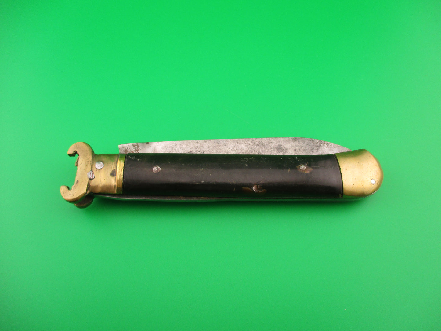 No 6 SHEFFIELD STEEL 22cm Indian Shell puller lever Brass & Horn vintage automatic knife