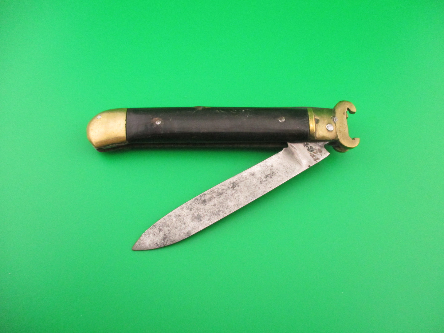 No 6 SHEFFIELD STEEL 22cm Indian Shell puller lever Brass & Horn vintage automatic knife