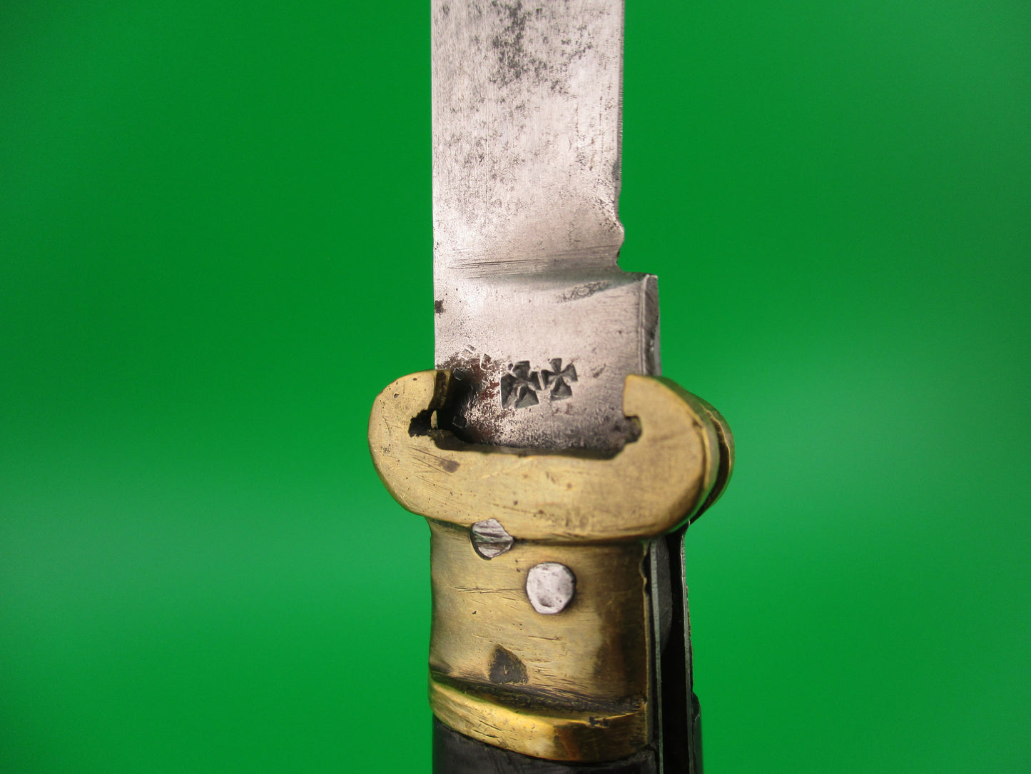 No 6 SHEFFIELD STEEL 22cm Indian Shell puller lever Brass & Horn vintage automatic knife