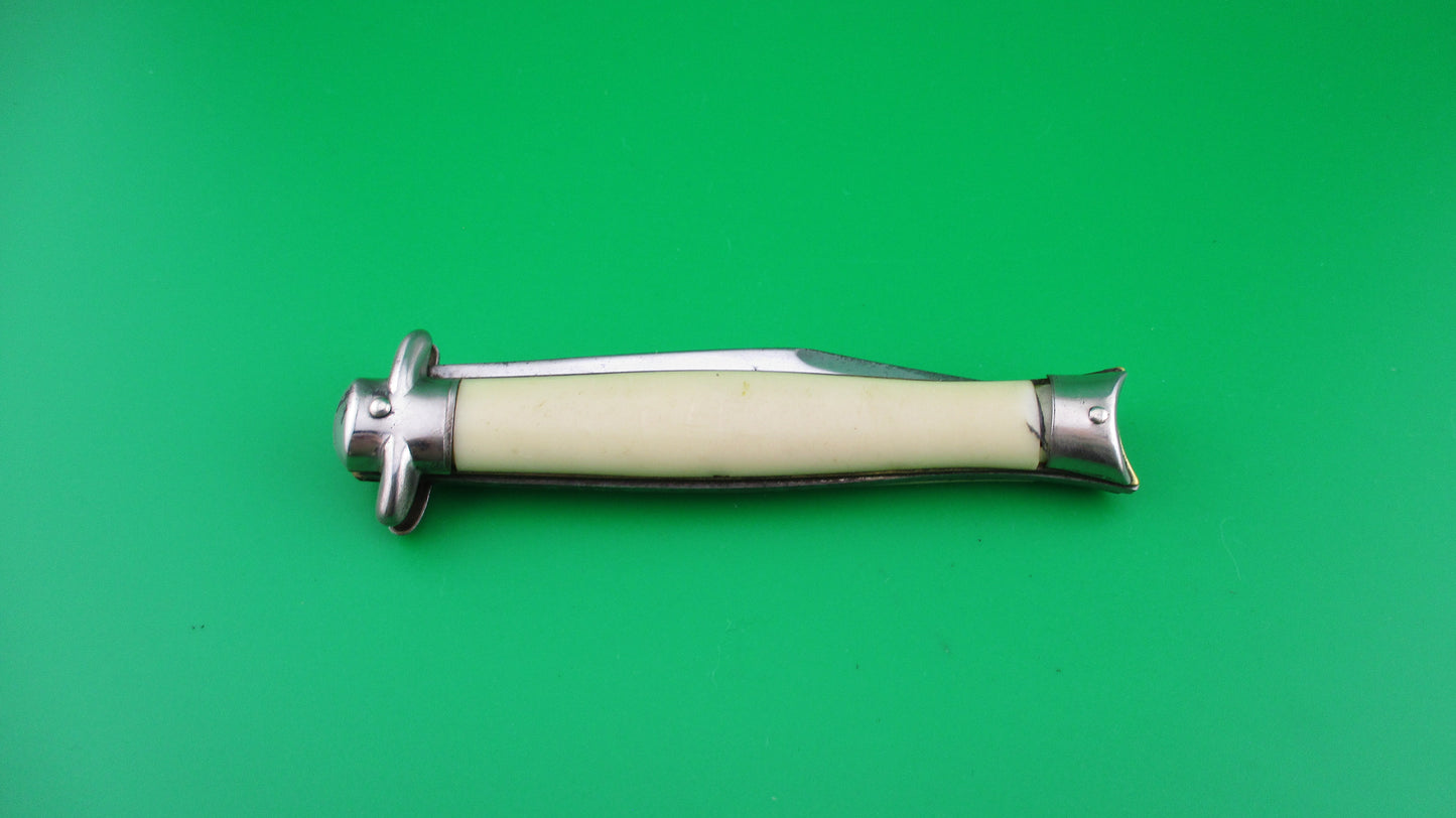z COLONIAL SHUR-SNAP Fishtail White late 50s Gen 4 bowtie switchblade knife