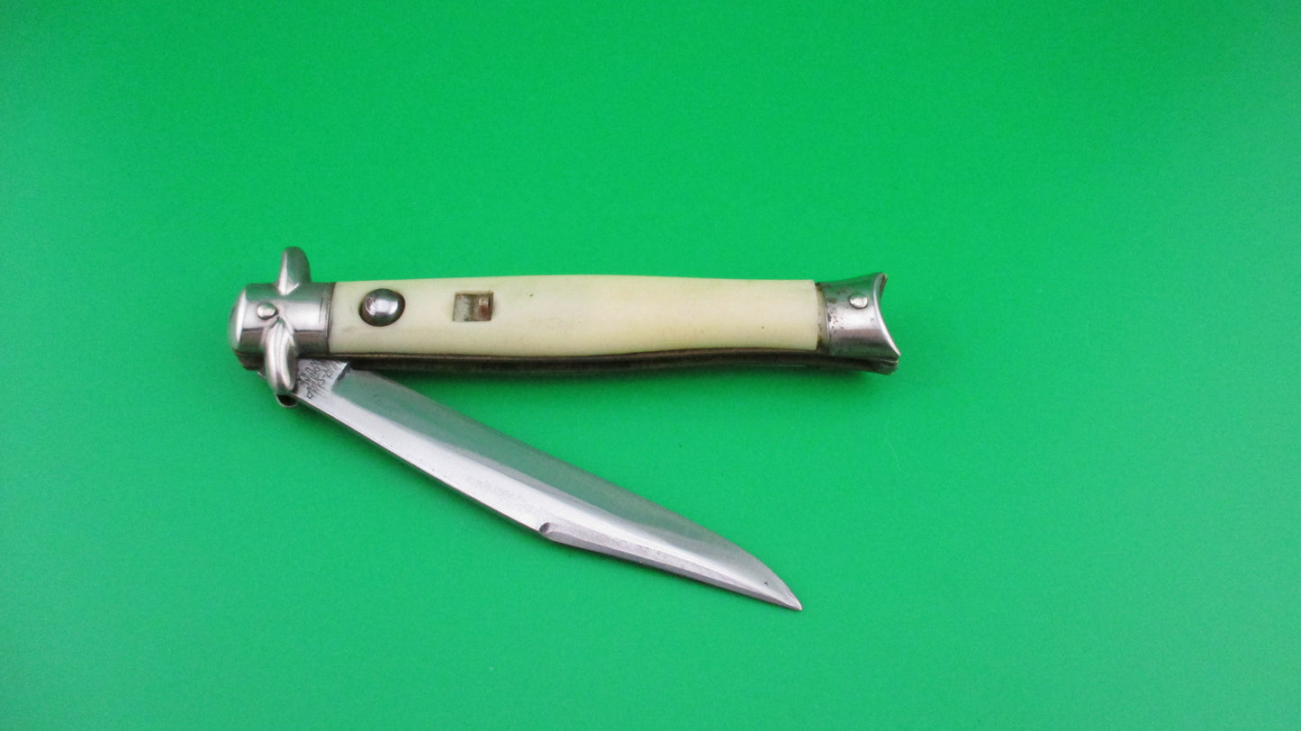 z COLONIAL SHUR-SNAP Fishtail White late 50s Gen 4 bowtie switchblade knife