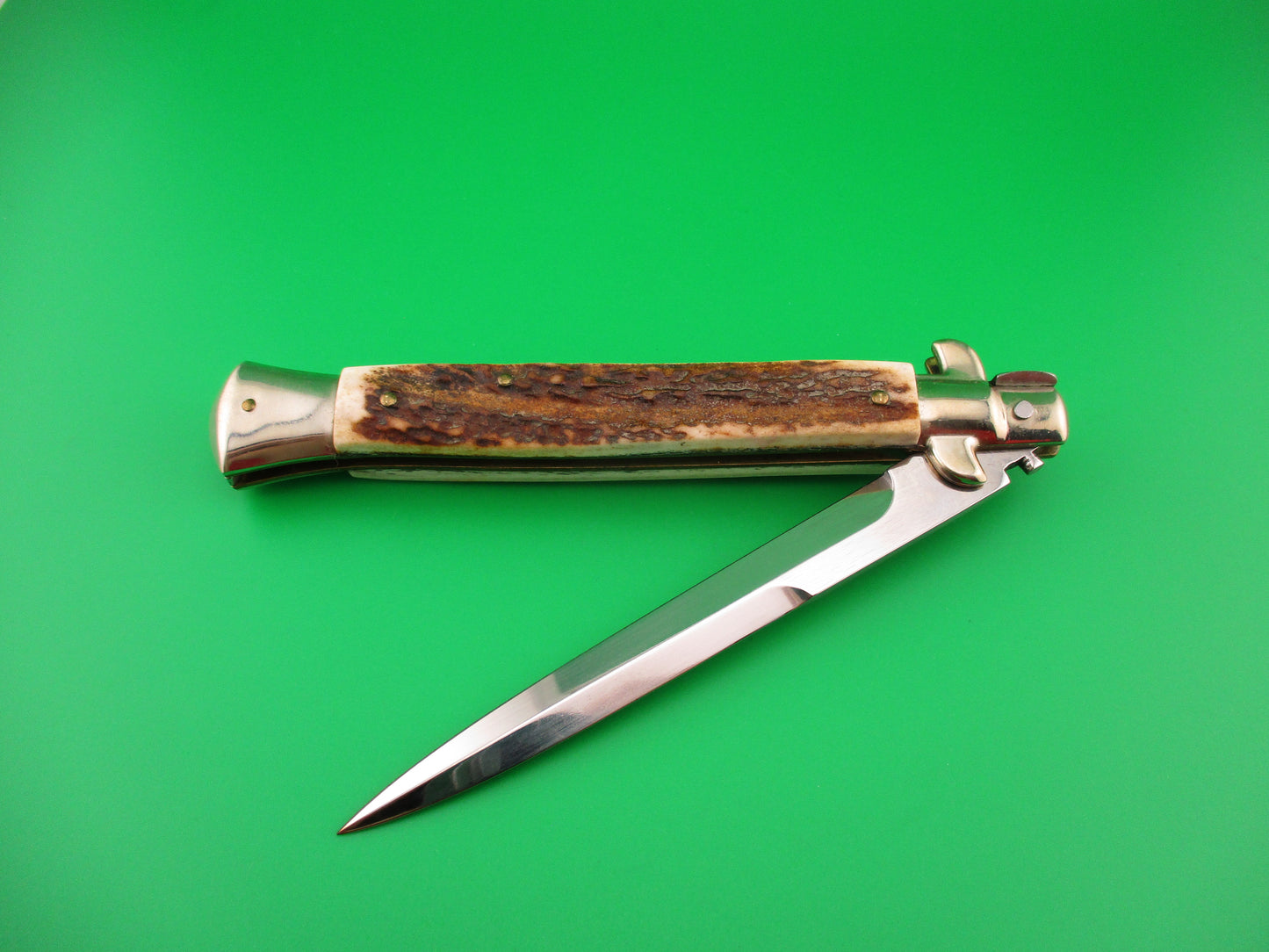 Walt's Flat Guard 28cm Italian Picklock Bayonet blade Stag automatic knife