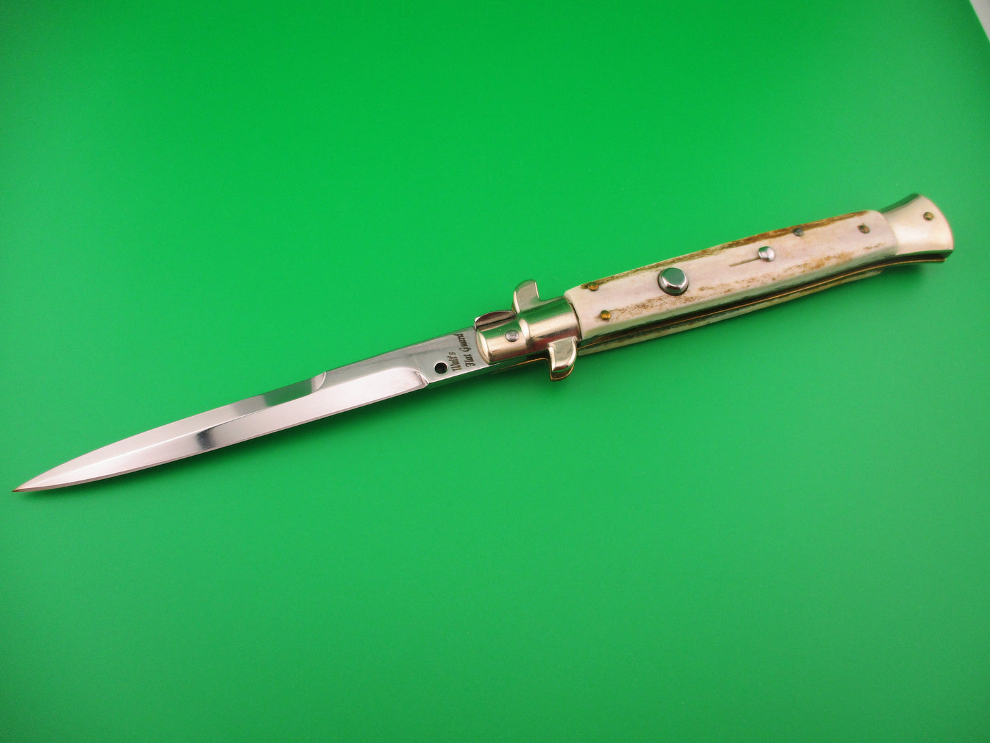 Walt's Flat Guard 28cm Italian Picklock Bayonet blade Stag automatic knife