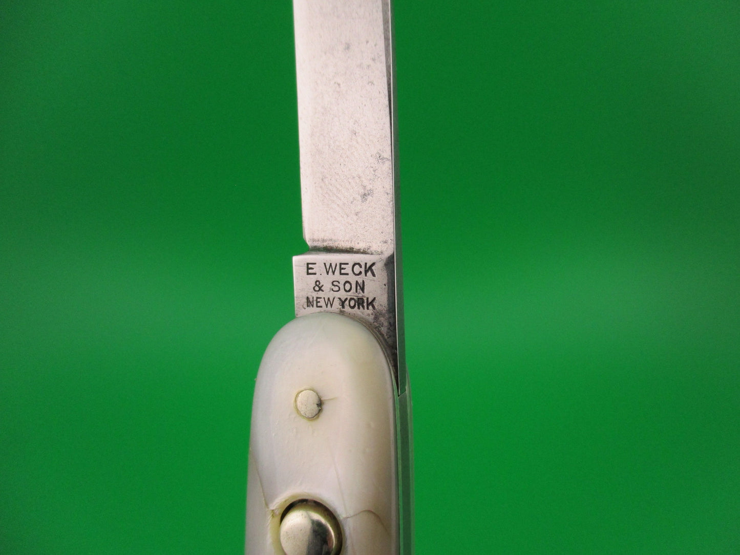 E. WECK & Son 3 3/8" Medium Double Pearl vintage automatic knife made by Schrade
