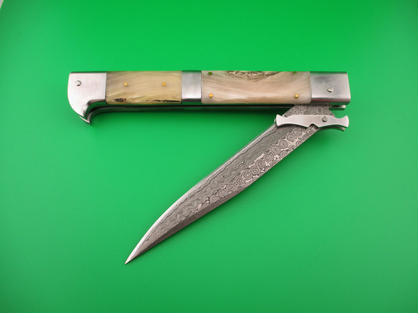 Custom 33cm Birds head Prioletta Swing Guard Damascus Clip automatic knife