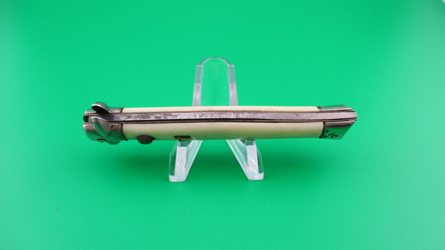 z COLONIAL SHUR-SNAP Fishtail White late 50s Gen 4 bowtie switchblade knife