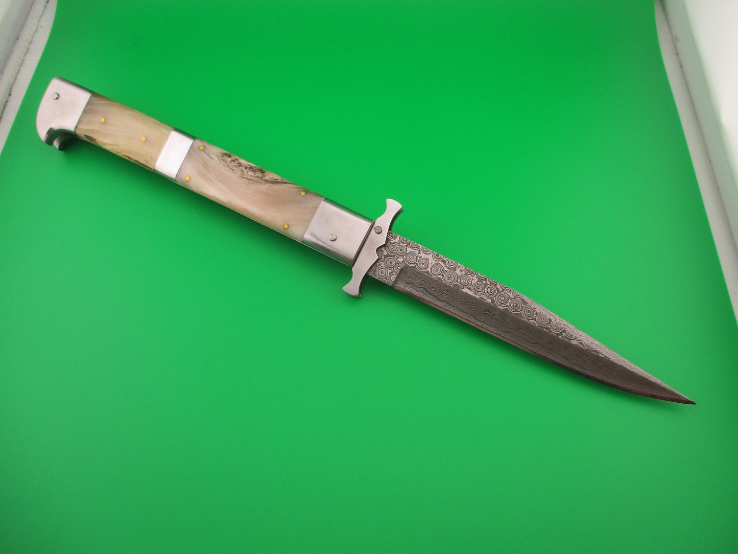 Custom 33cm Birds head Prioletta Swing Guard Damascus Clip automatic knife