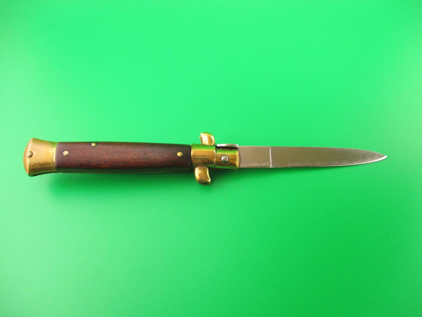 Sterile 19cm Italian Stiletto Wood Brass Star vintage automatic knife
