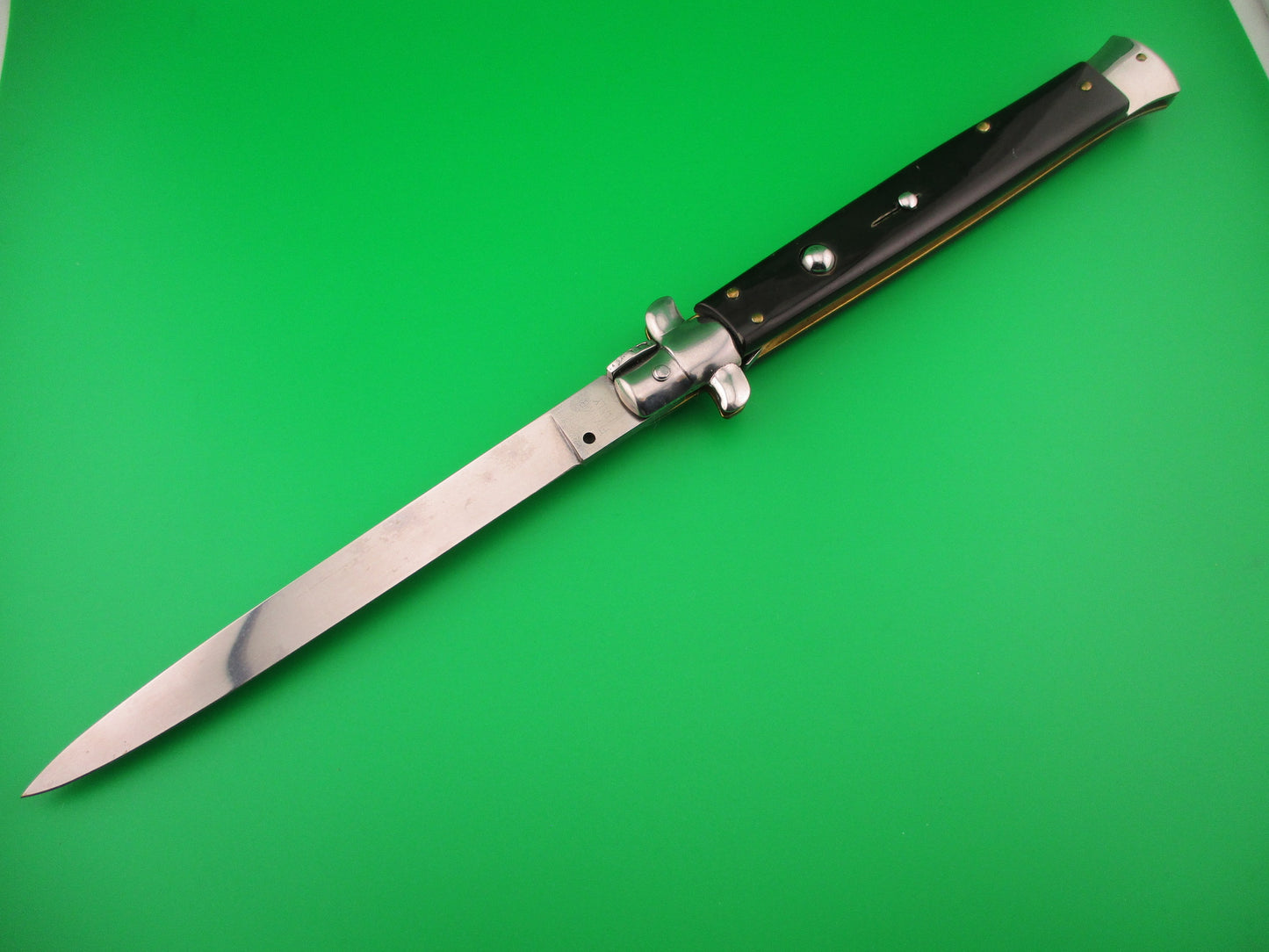 FRANK B ITALY 33cm Italian Stiletto swivel bolster Black automatic knife