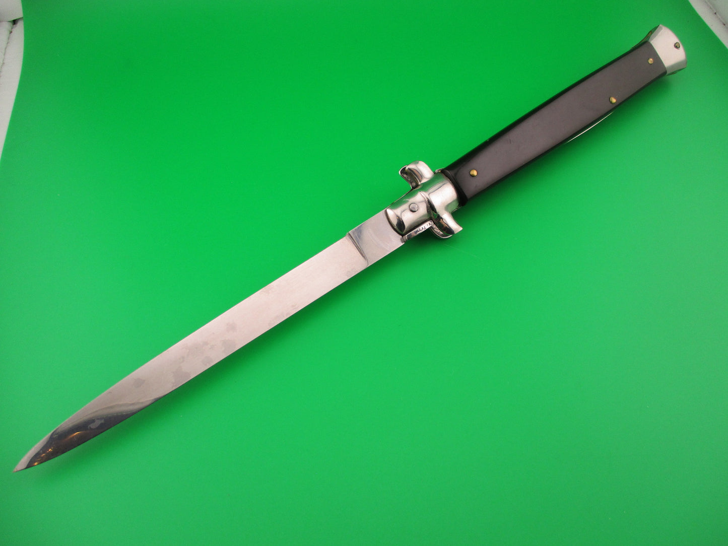 FRANK B ITALY 33cm Italian Stiletto swivel bolster Black automatic knife