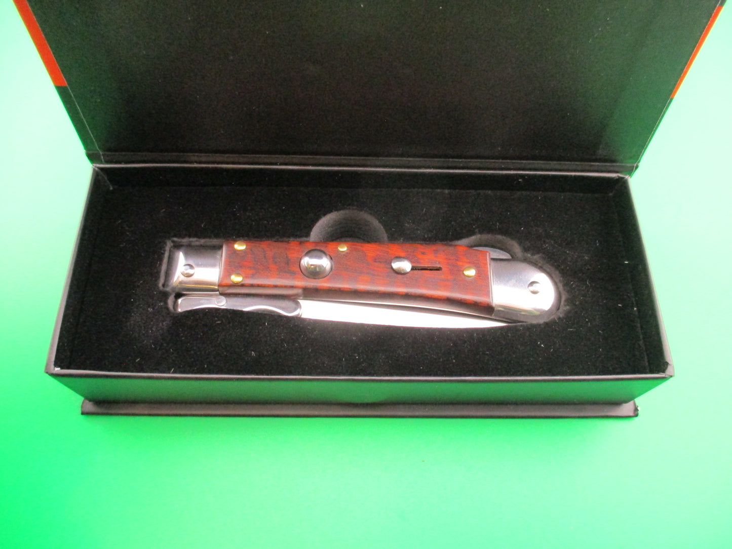 AKC World 19cm Italian style Medici Snake wood Swing guard automatic knife NIB
