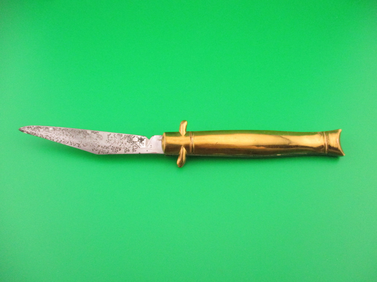 Edgemaster Brassy Bowtie fishtail vintage 1940s automatic knife
