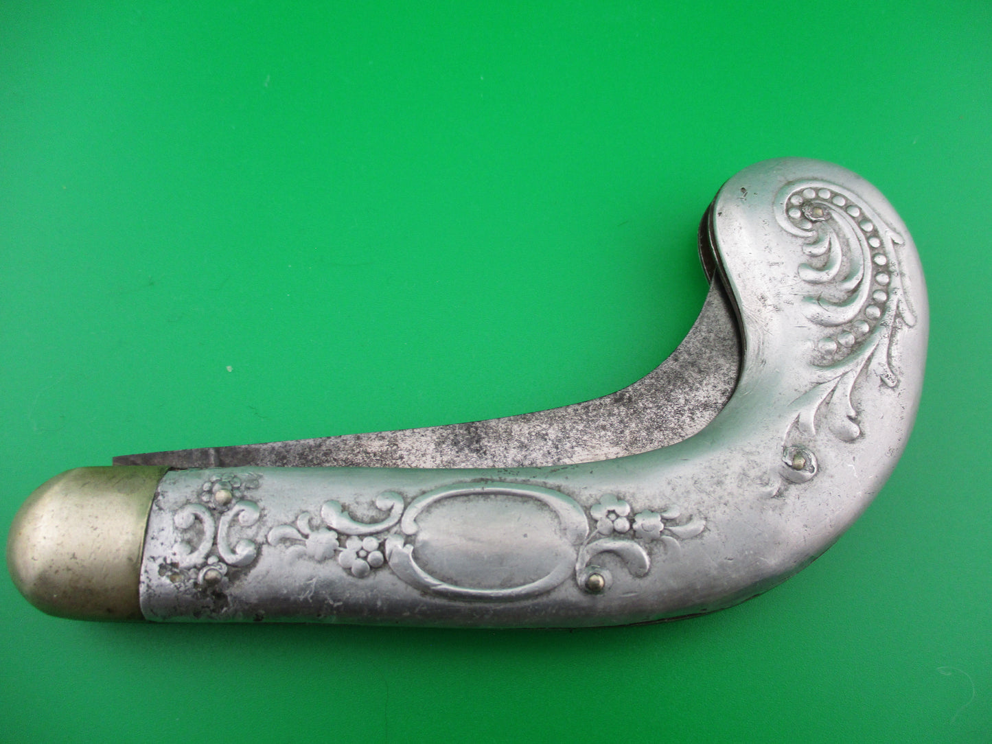 z Press Button Knife Co One Arm Man knife