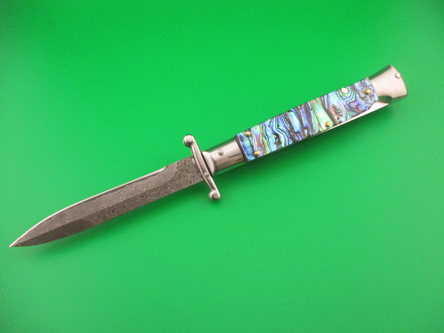 z AKC World 23cm Italian Swing Guard Damascus automatic knife in Wooden box