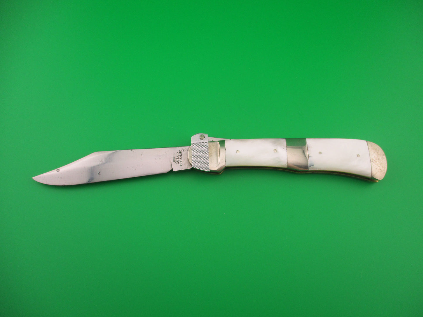 UNION CUT CO OLEAN NY Aerial Lever release MOP vintage automatic knife