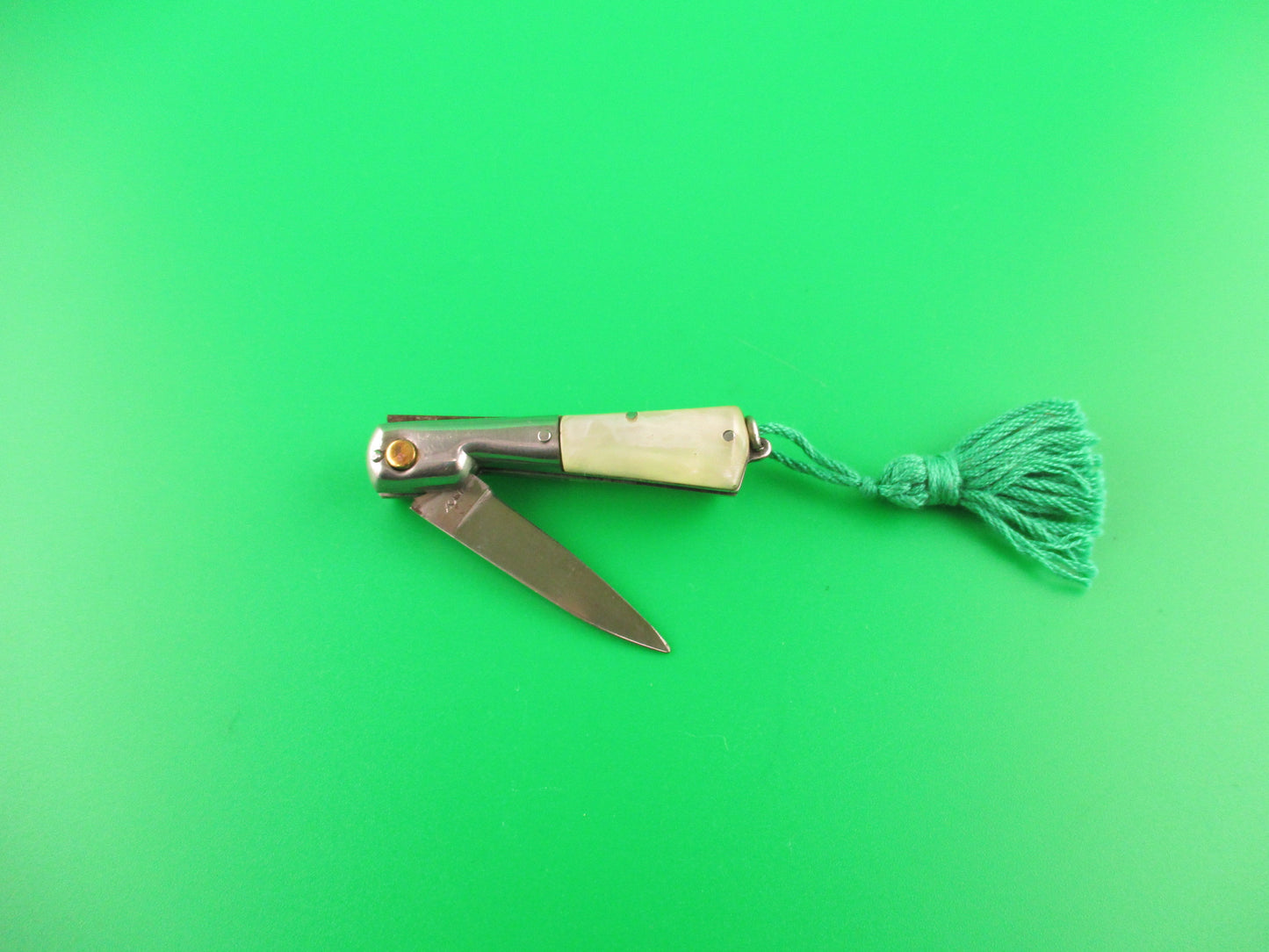 INOX 8cm Italian Mini Corsican Vendetta Pearlex Green Tassel 1960s Automatic knife