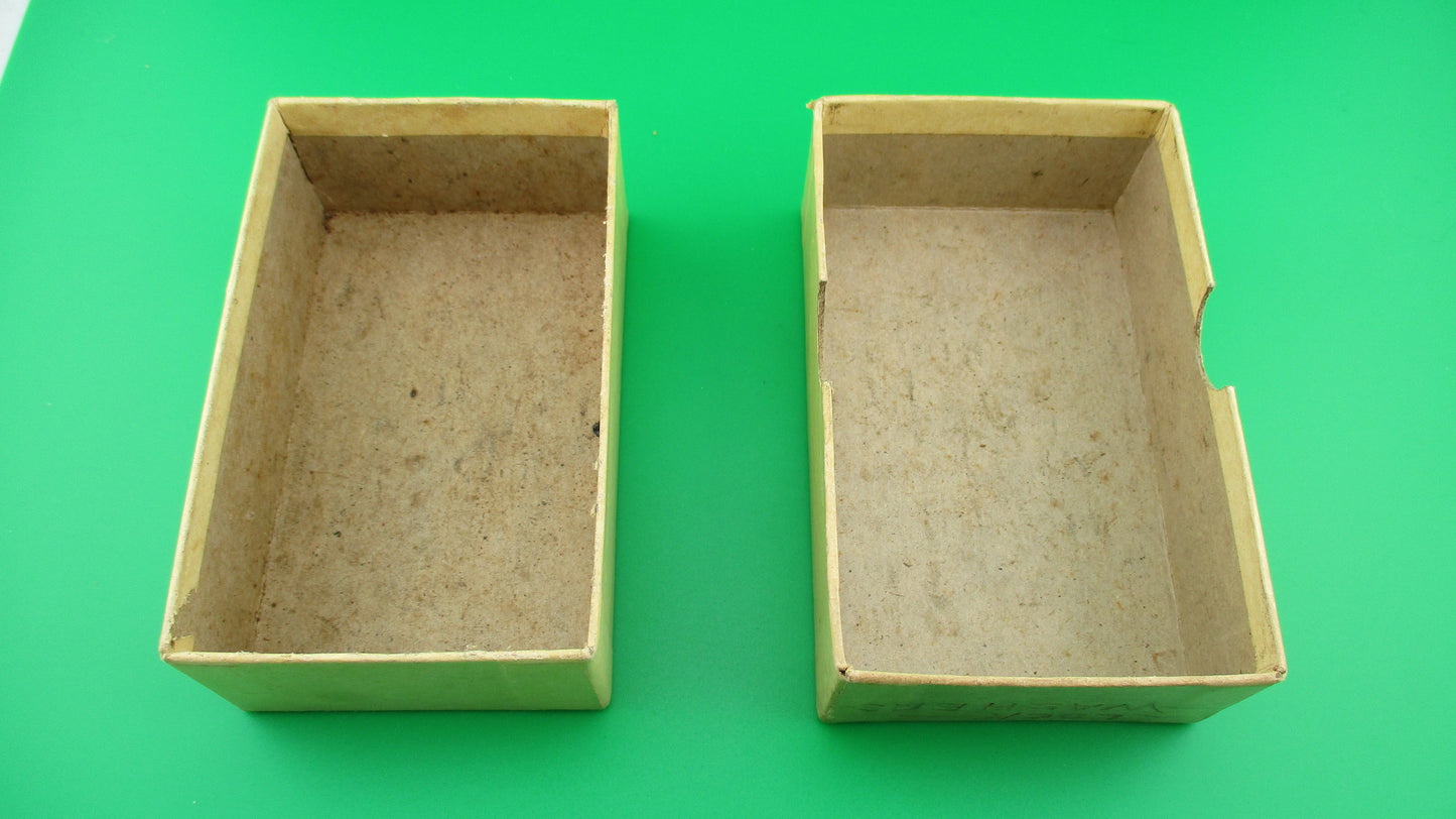 SCHRADE WALDEN CUTLERY CO Knife Box #151 Fishtail switchblades