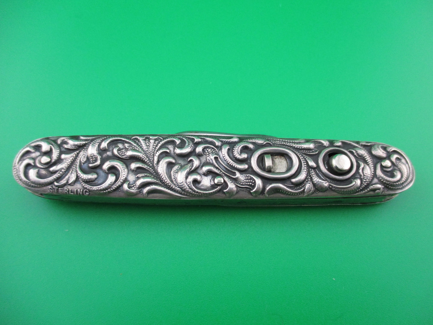 z Schrade Cut Co 3 3/8 inch Sterling double scroll