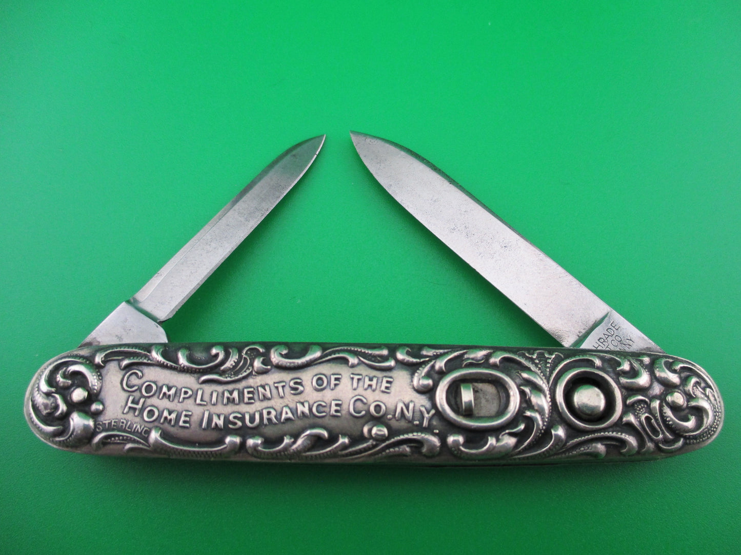 z Schrade Cut Co 3 3/8 inch Sterling double scroll