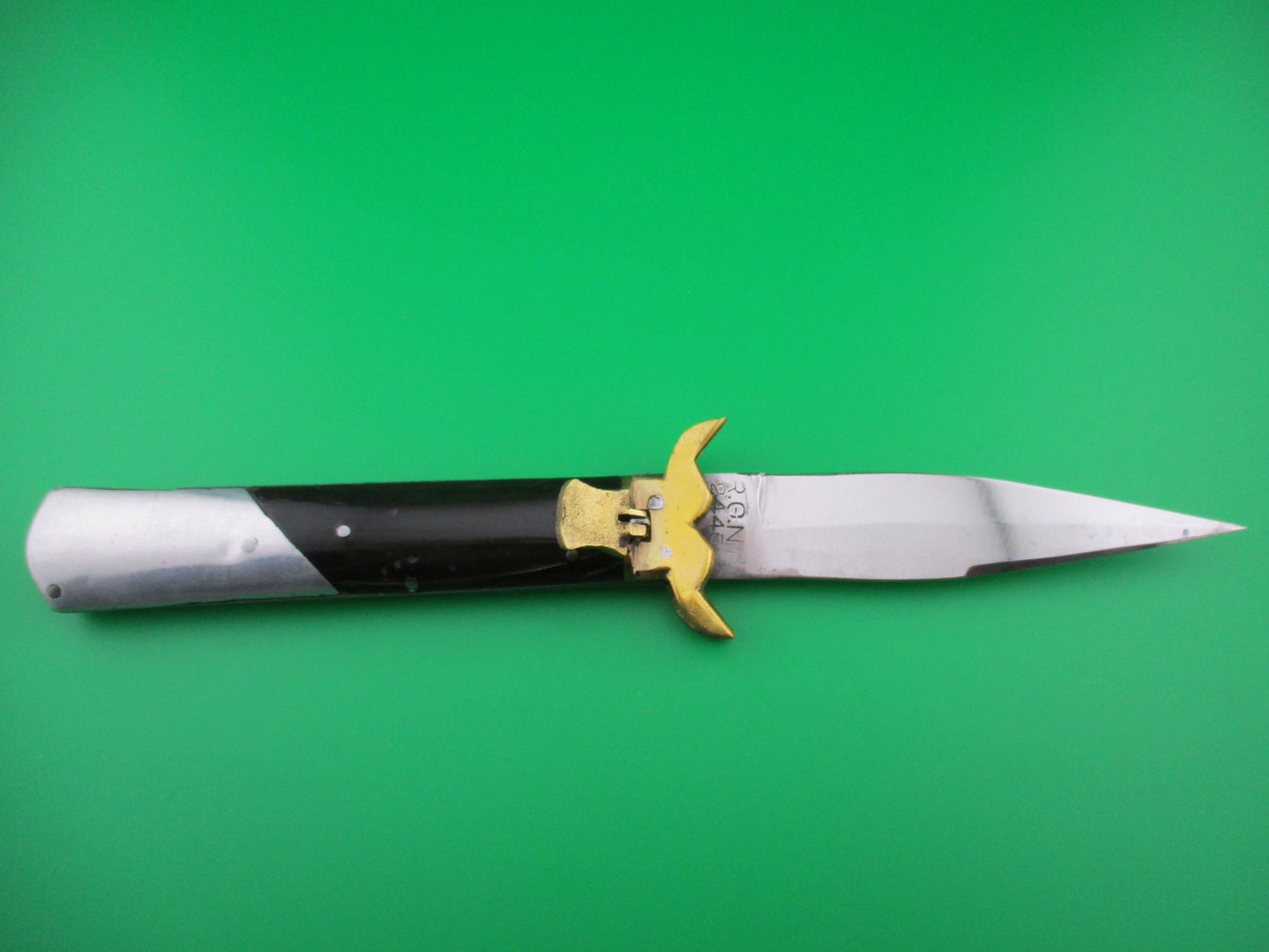 z Indian Lever knife RGN Horn Aluminum