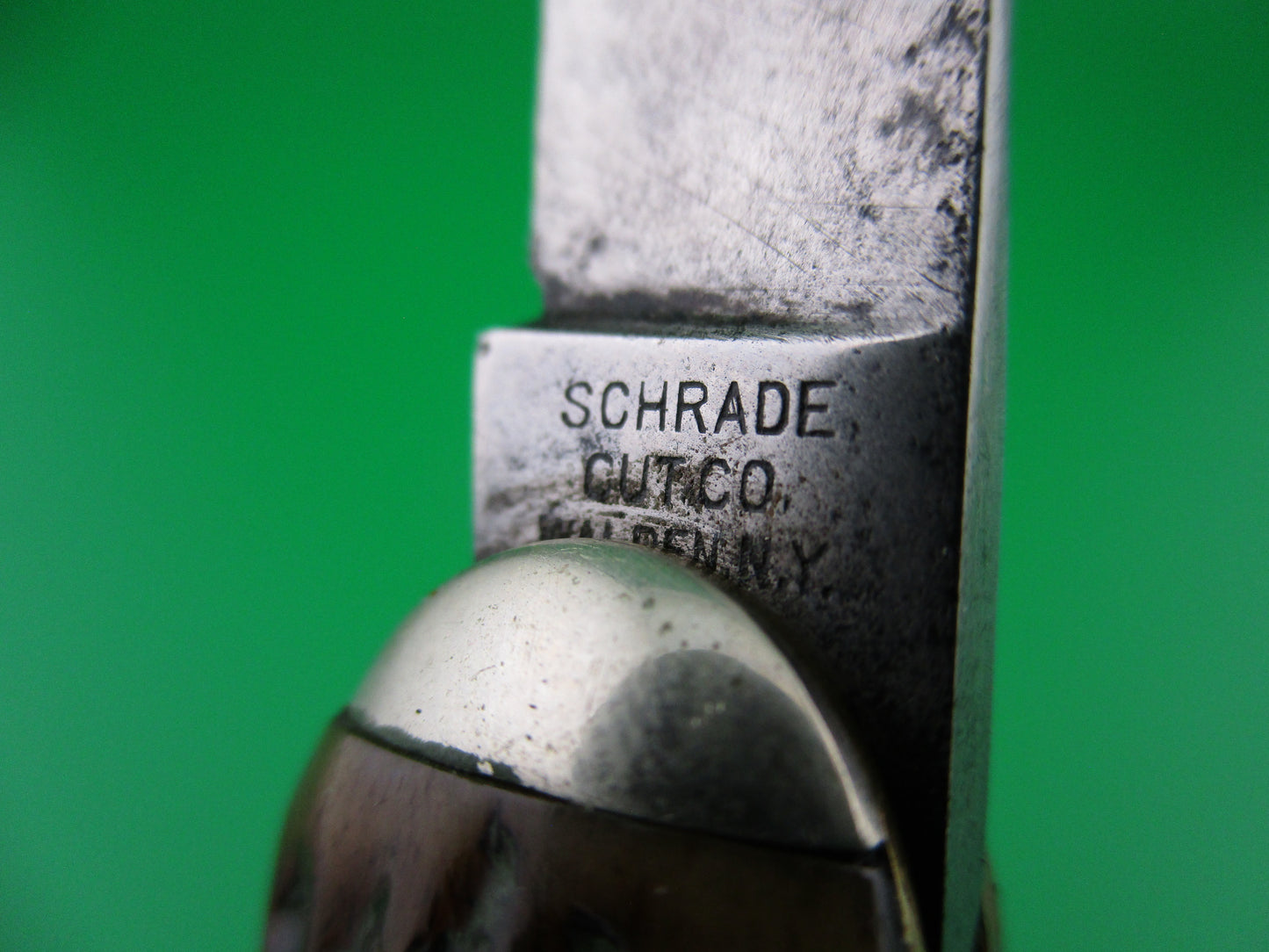 z Schrade Cut Co large bone double tip bolsters