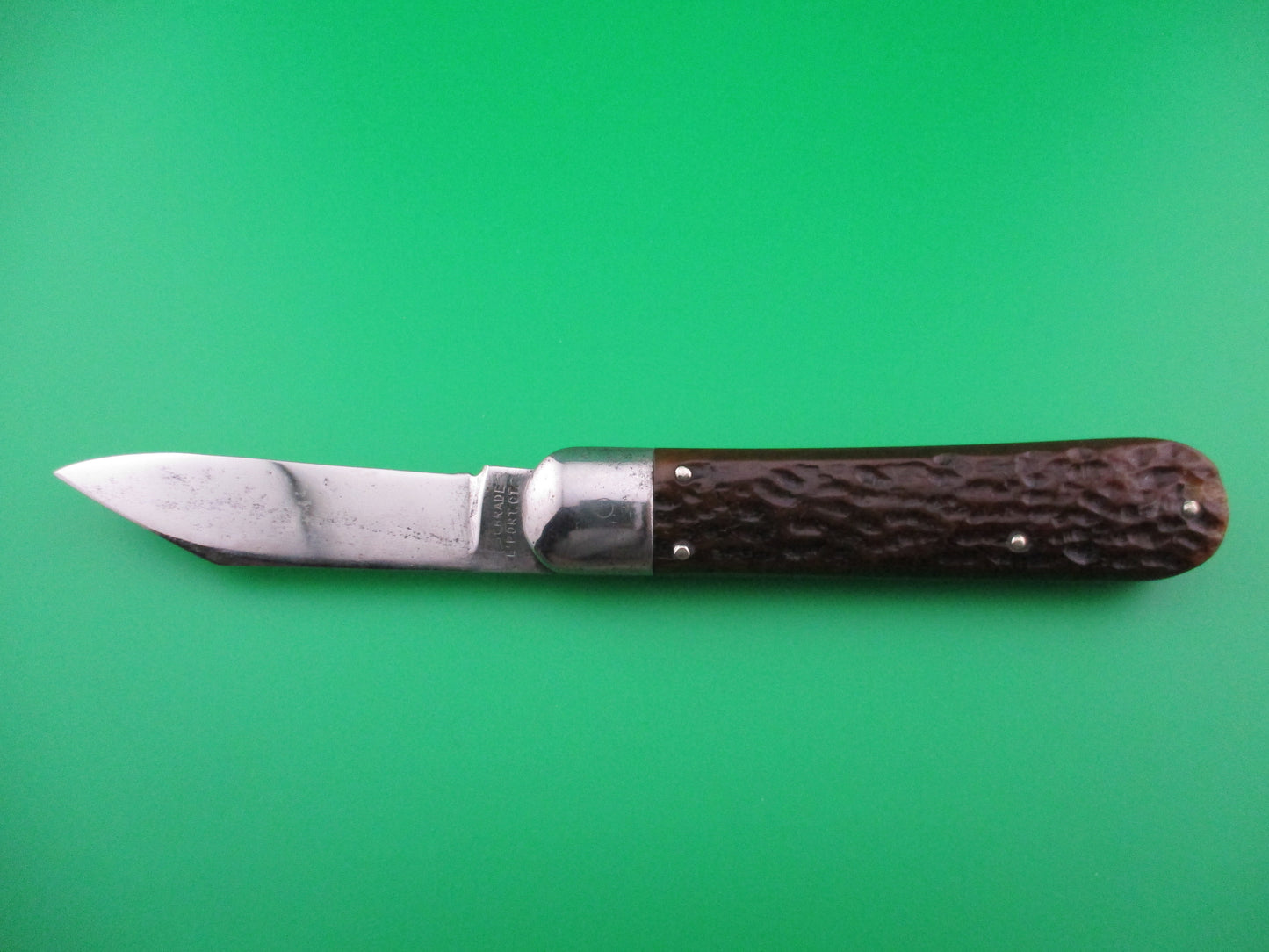 Presto Scout small stamp jigged bone switchblade