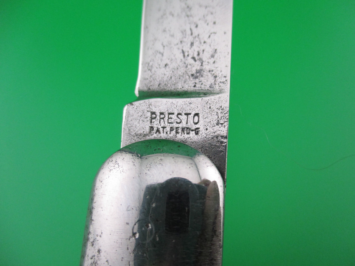 Presto Scout small stamp jigged bone switchblade