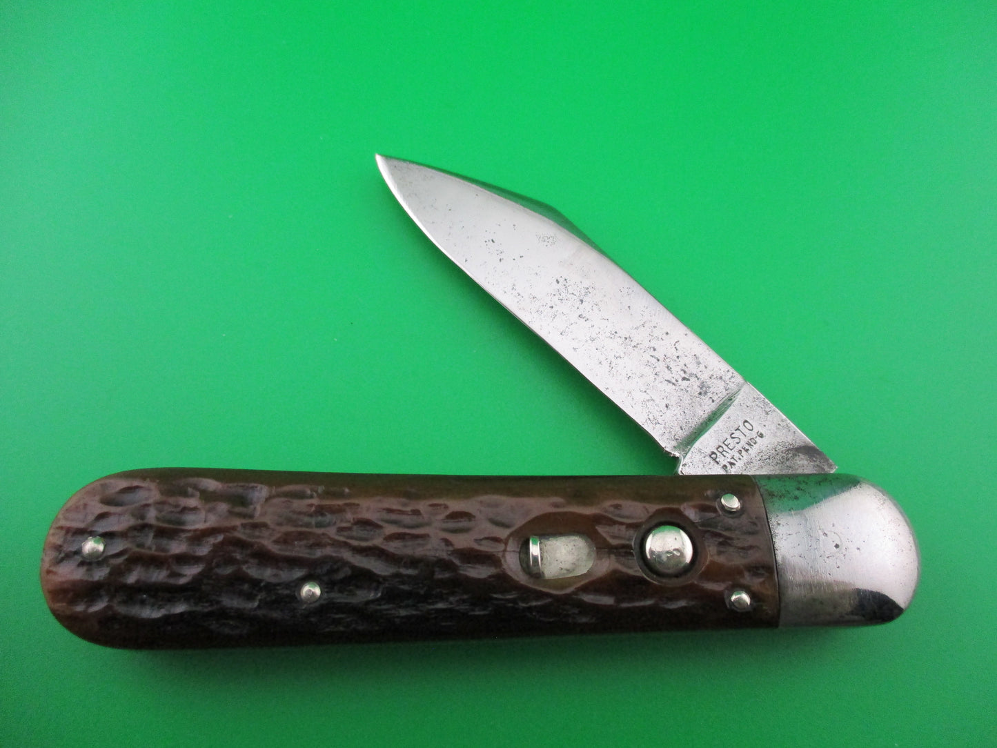 Presto Scout small stamp jigged bone switchblade