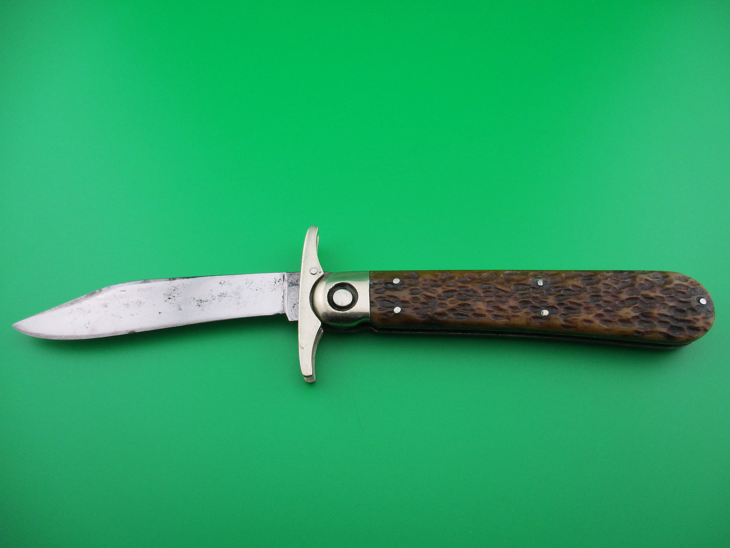 z Press Button Knife Co Victor antique switchblade