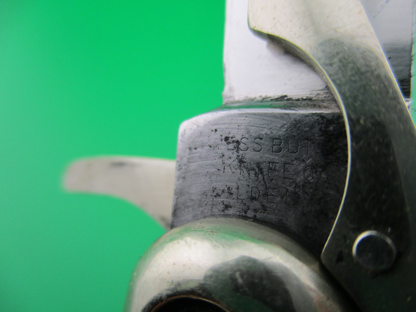 z Press Button Knife Co Victor antique switchblade