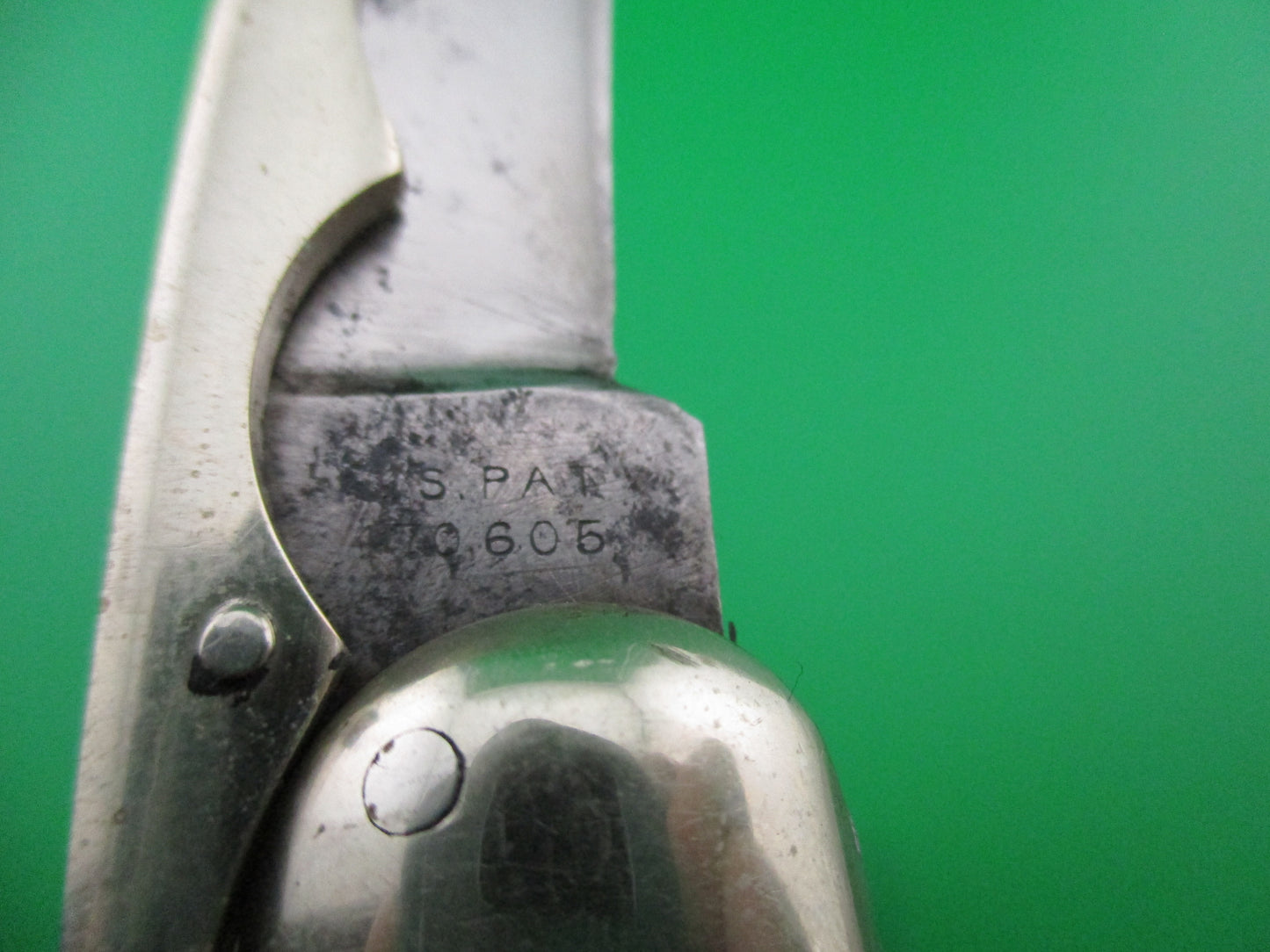 z Press Button Knife Co Victor antique switchblade
