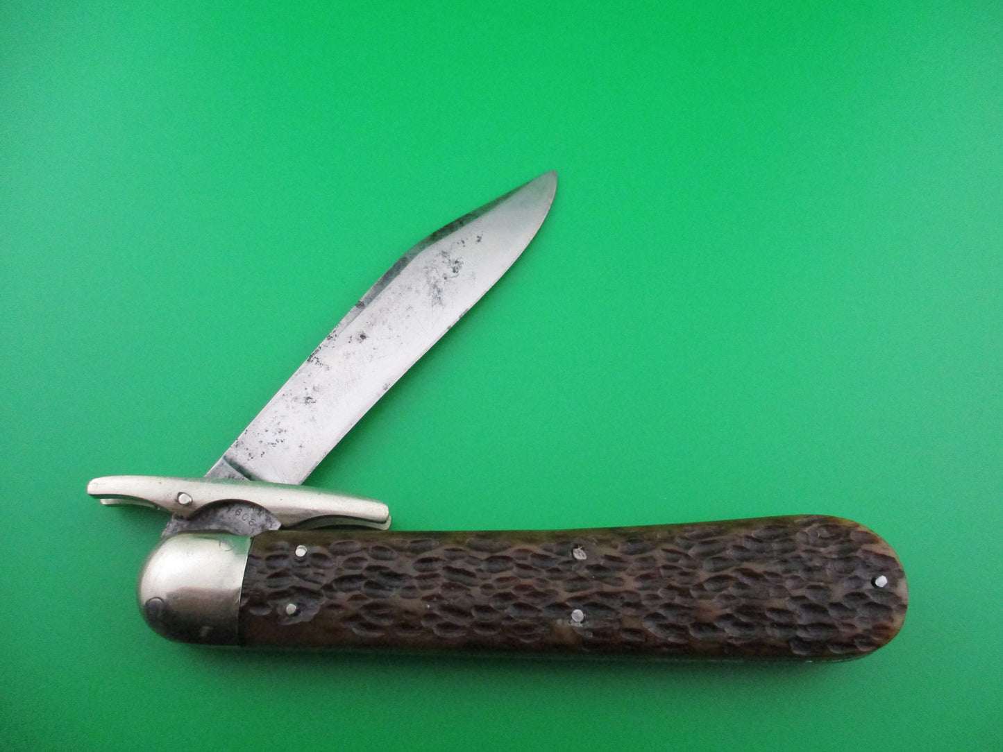z Press Button Knife Co Victor antique switchblade