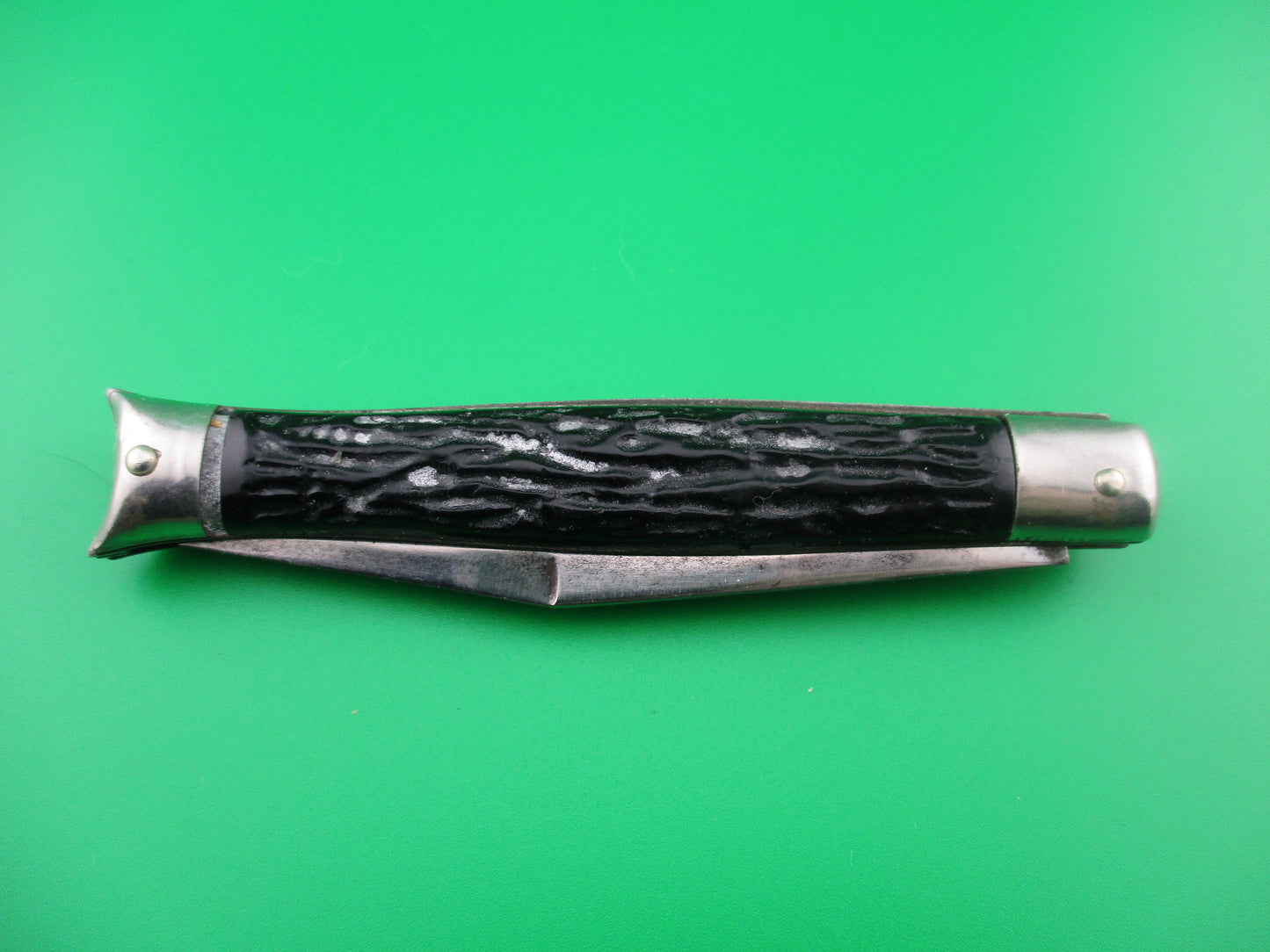 z Colonial SHUR SNAP fishtail Black switchblade
