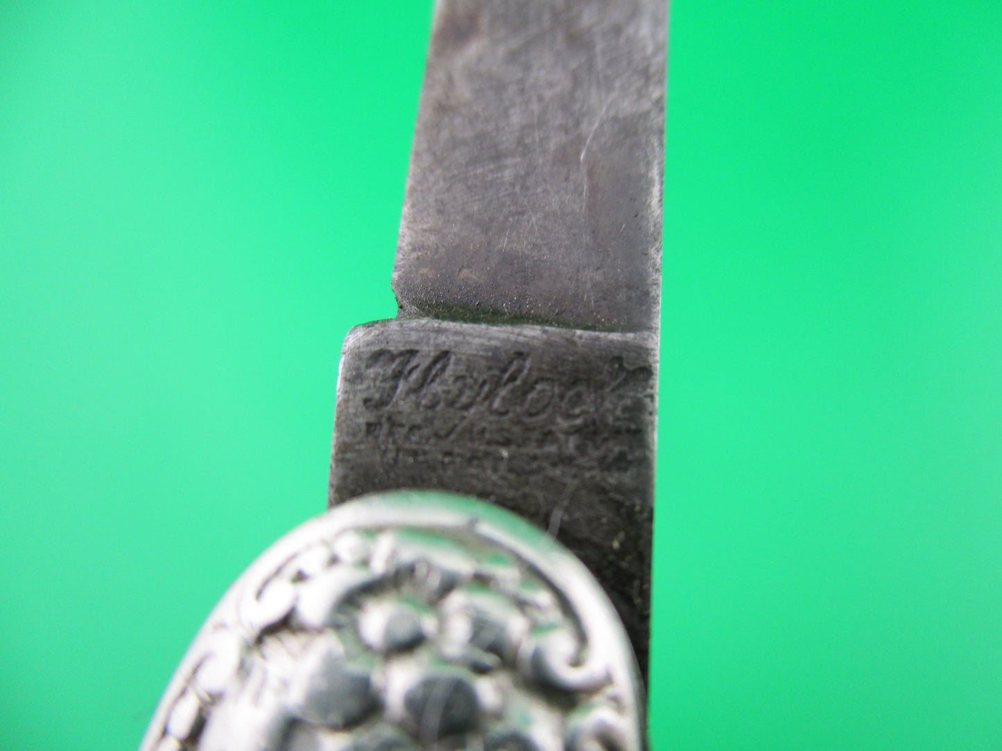 z Flylock Double Silver colored Ornate metal handled switchblade knife