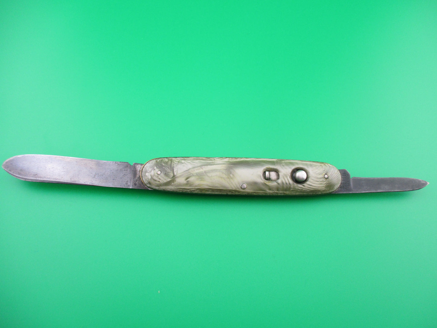 Schrade Cut Co Large Double Smoked Pearl